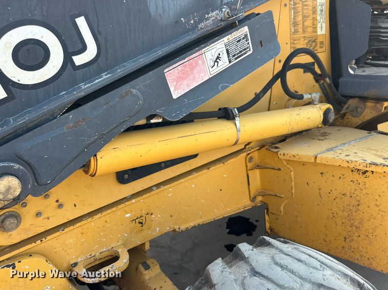 image for item DD3316 2012 John Deere 310J backhoe