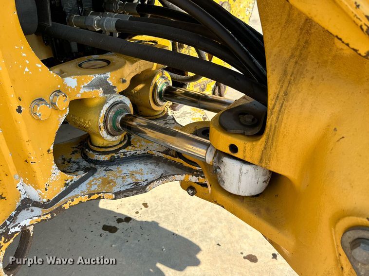 image for item DD3316 2012 John Deere 310J backhoe