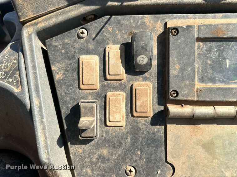 image for item DD3316 2012 John Deere 310J backhoe