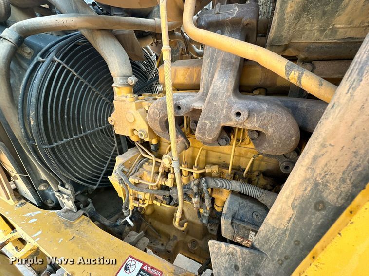 image for item DD3316 2012 John Deere 310J backhoe