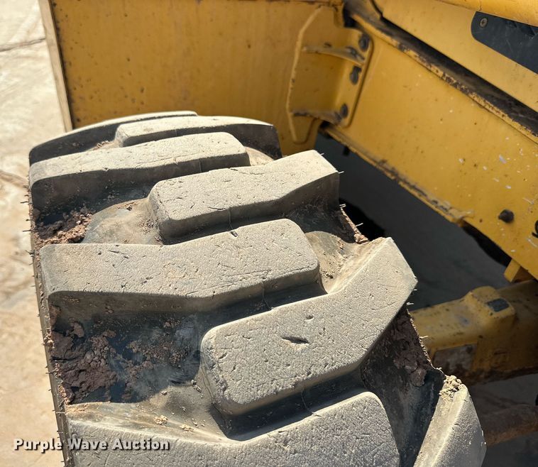 image for item DD3316 2012 John Deere 310J backhoe