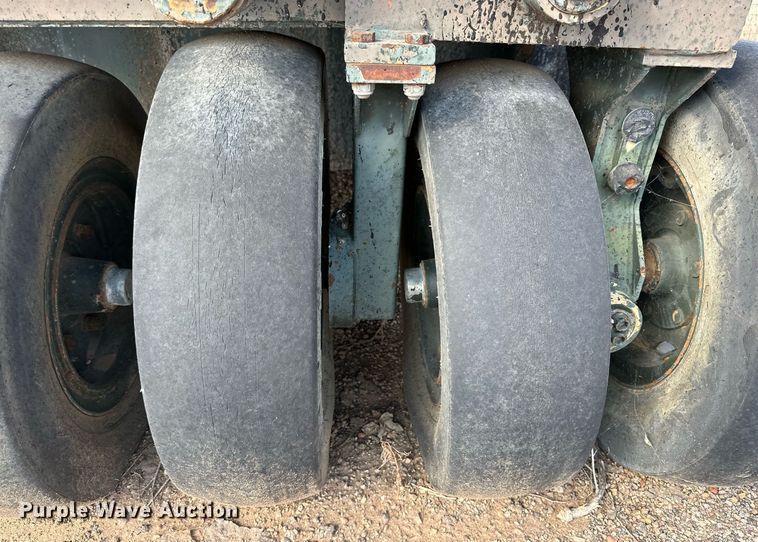 image for item DD3363 Hamm GRW5 pneumatic roller