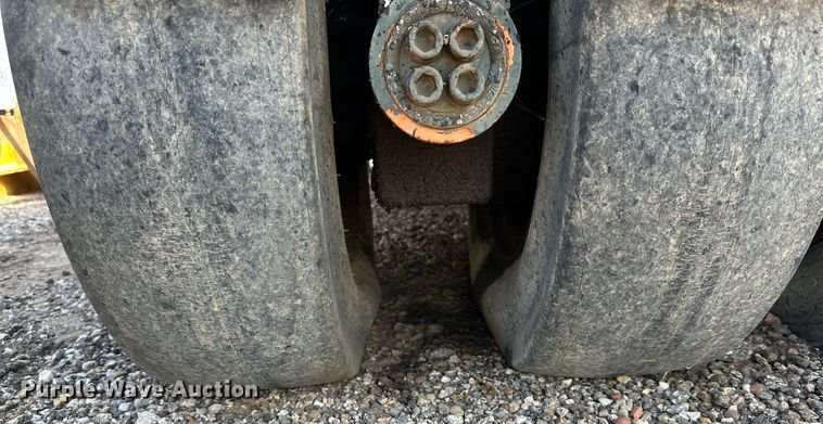 image for item DD3363 Hamm GRW5 pneumatic roller