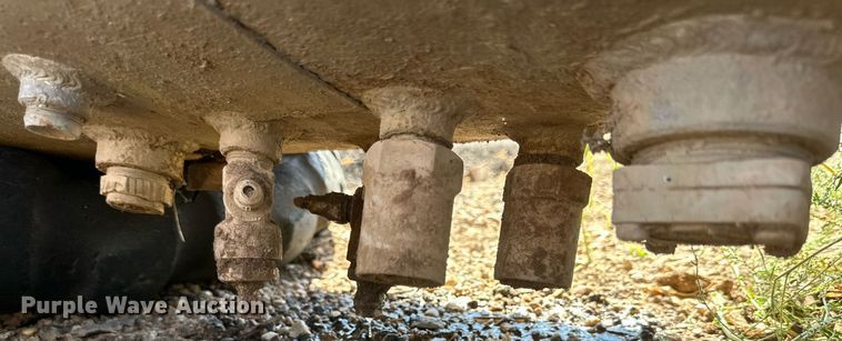 image for item DD3366 (2) propane tanks