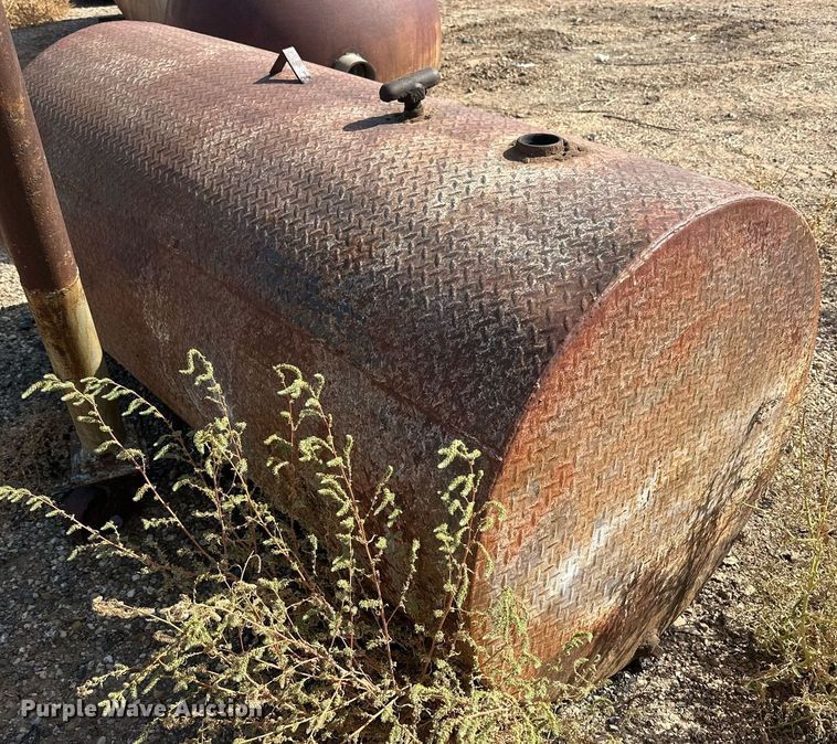 image for item DD3367 Steel tanks