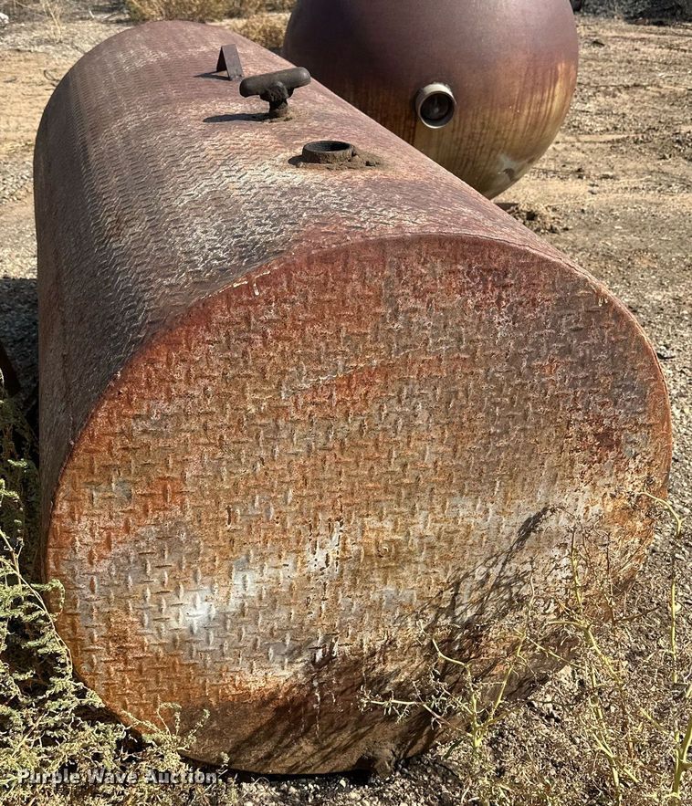 image for item DD3367 Steel tanks