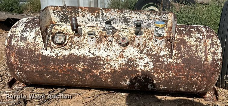 image for item DD3367 Steel tanks