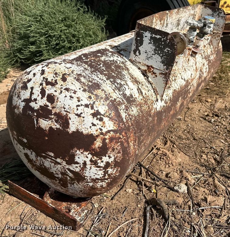image for item DD3367 Steel tanks
