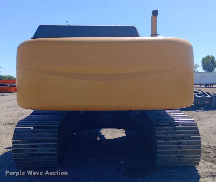 image for item DH1448 2006 John Deere 350D excavator