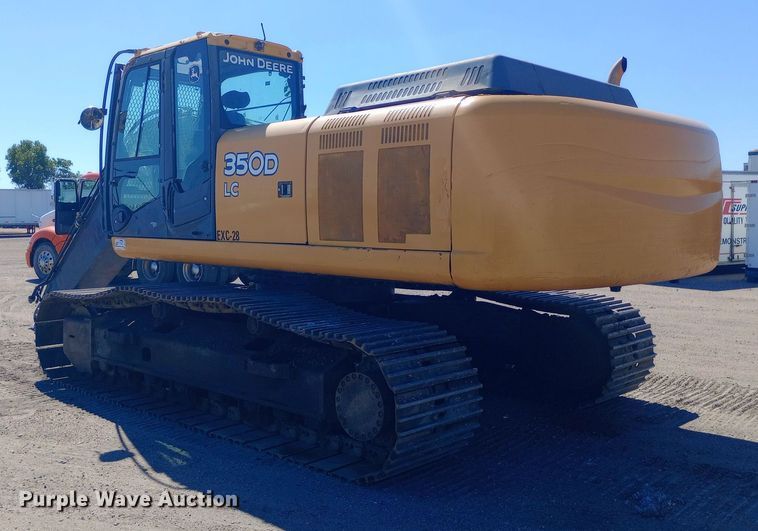 image for item DH1448 2006 John Deere 350D excavator