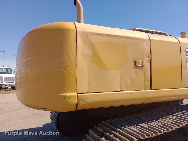 image for item DH1448 2006 John Deere 350D excavator