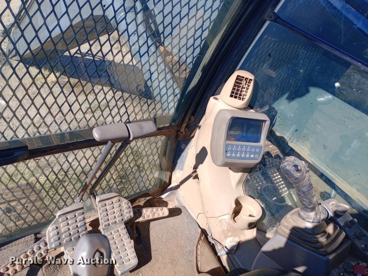 image for item DH1448 2006 John Deere 350D excavator