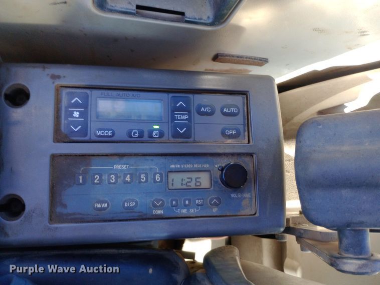 image for item DH1448 2006 John Deere 350D excavator