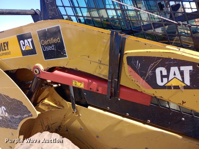 image for item DH1449 2012 Caterpillar  272C skid steer loader