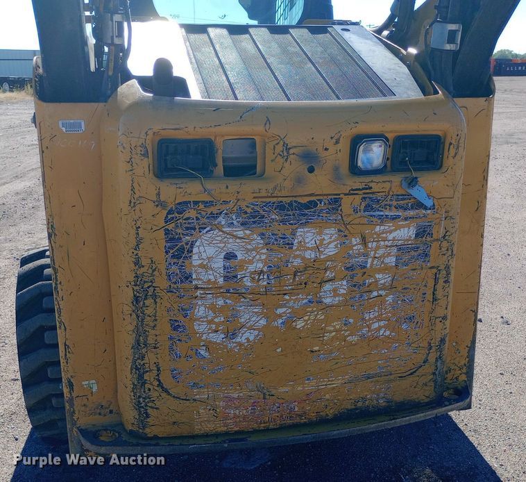 image for item DH1449 2012 Caterpillar  272C skid steer loader