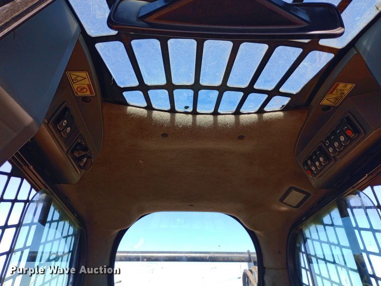 image for item DH1449 2012 Caterpillar  272C skid steer loader