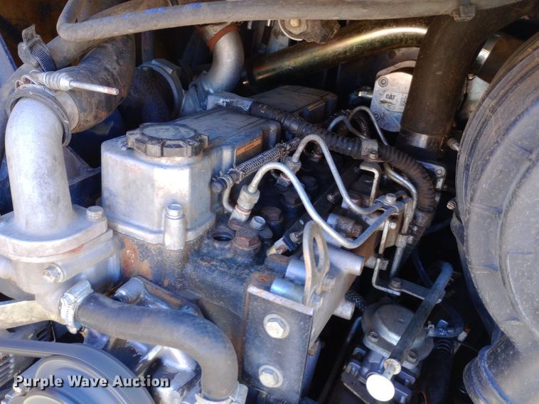 image for item DH1449 2012 Caterpillar  272C skid steer loader