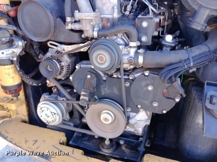 image for item DH1449 2012 Caterpillar  272C skid steer loader