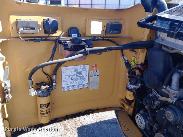 image for item DH1449 2012 Caterpillar  272C skid steer loader