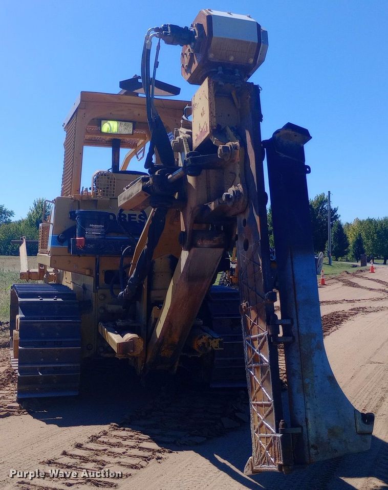 image for item DH1468 Dresser TD-15E cable plow