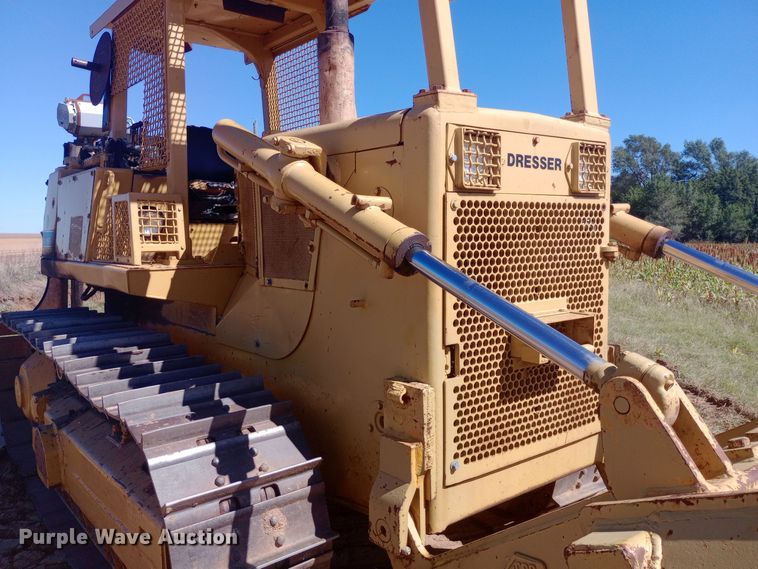 image for item DH1468 Dresser TD-15E cable plow