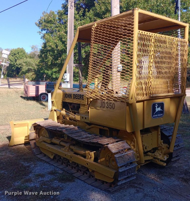 image for item DH1469 1966 John Deere 350 dozer