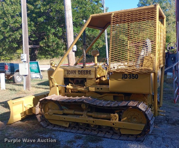 image for item DH1469 1966 John Deere 350 dozer