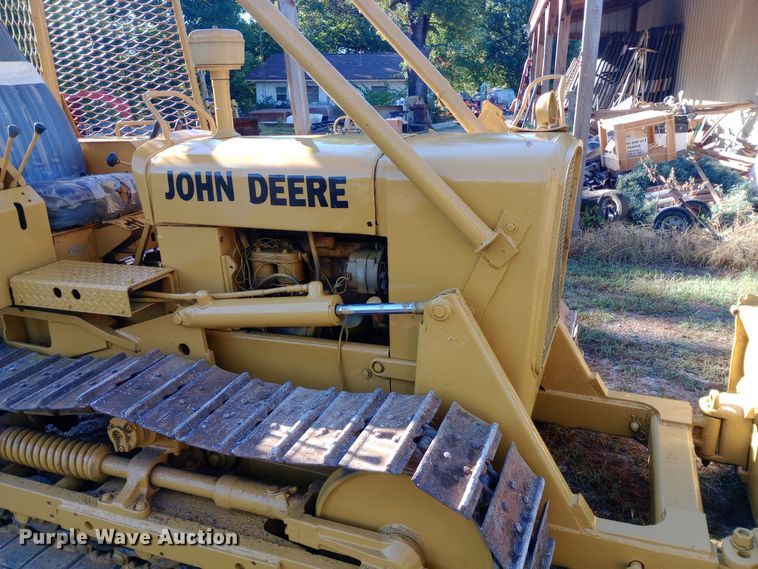 image for item DH1469 1966 John Deere 350 dozer
