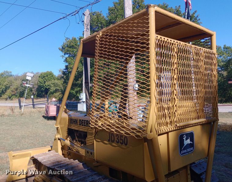 image for item DH1469 1966 John Deere 350 dozer