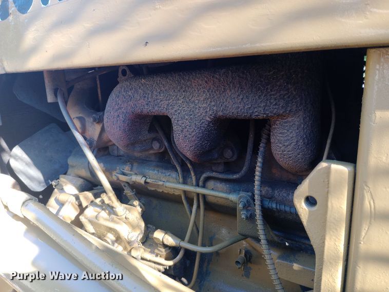 image for item DH1469 1966 John Deere 350 dozer