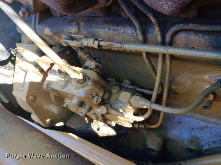 image for item DH1469 1966 John Deere 350 dozer