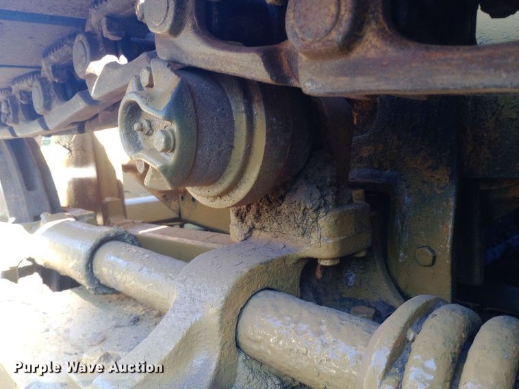 image for item DH1469 1966 John Deere 350 dozer