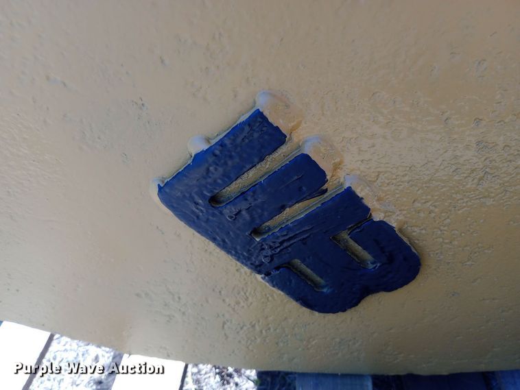 image for item DH1477 (2) buckets