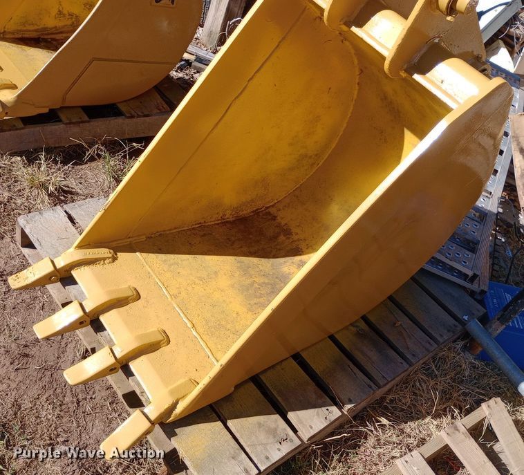 image for item DH1477 (2) buckets