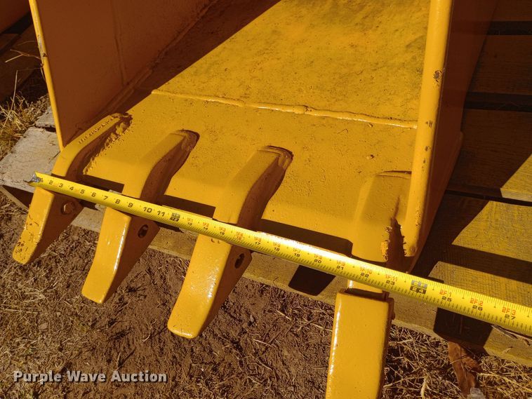 image for item DH1477 (2) buckets