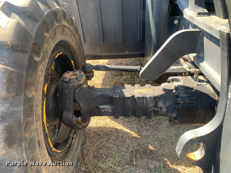 image for item DM1822 2007 Caterpillar TL642 telehandler