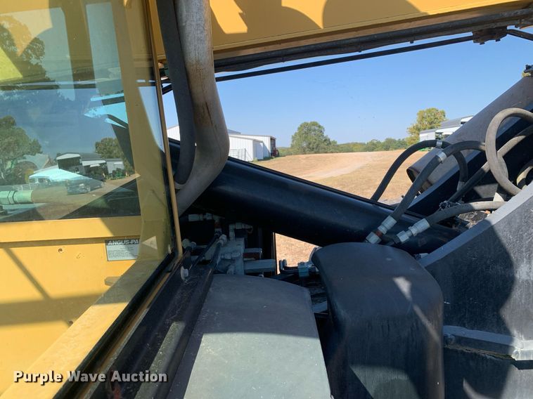 image for item DM1822 2007 Caterpillar TL642 telehandler