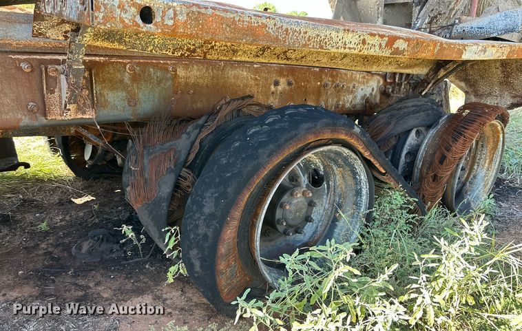 image for item DM2698 1997 Mack RD690S ready mix truck