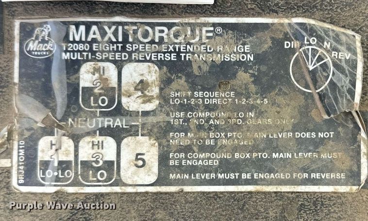 image for item DM2698 1997 Mack RD690S ready mix truck