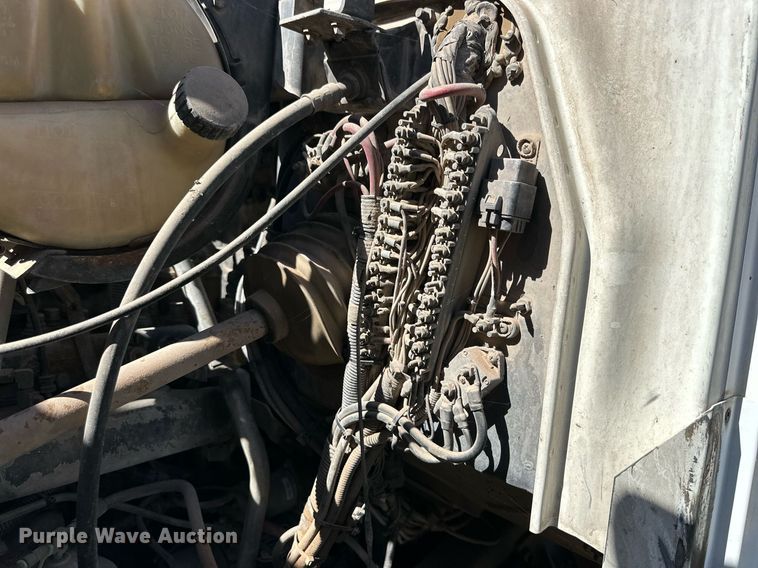 image for item DM2698 1997 Mack RD690S ready mix truck