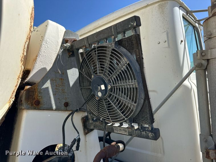 image for item DM2698 1997 Mack RD690S ready mix truck