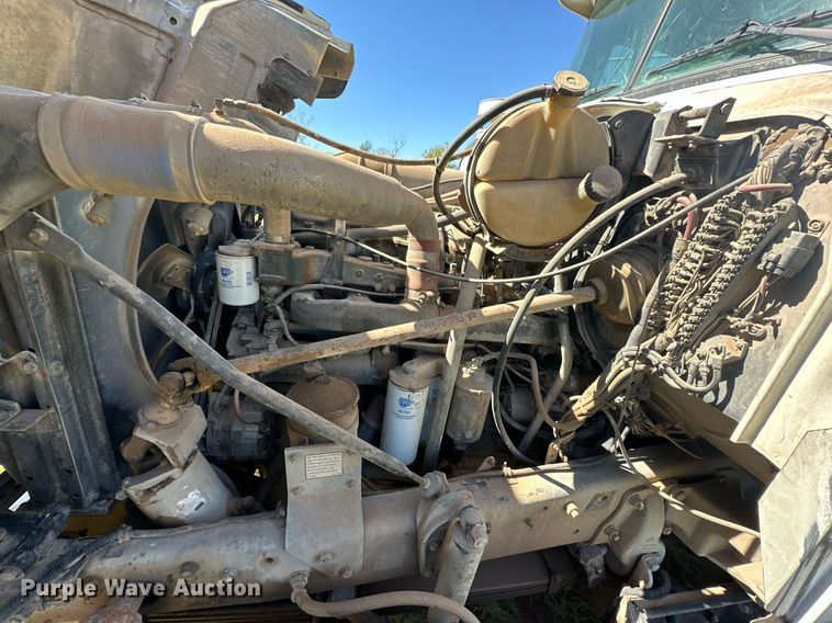 image for item DM2698 1997 Mack RD690S ready mix truck