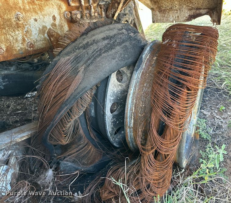 image for item DM2698 1997 Mack RD690S ready mix truck