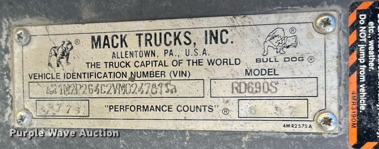 image for item DM2698 1997 Mack RD690S ready mix truck