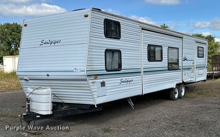 image for item DN0752 2001 Forrest River  Sandpiper 38BHDS camper