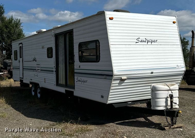 image for item DN0752 2001 Forrest River  Sandpiper 38BHDS camper
