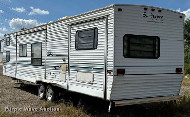 image for item DN0752 2001 Forrest River  Sandpiper 38BHDS camper