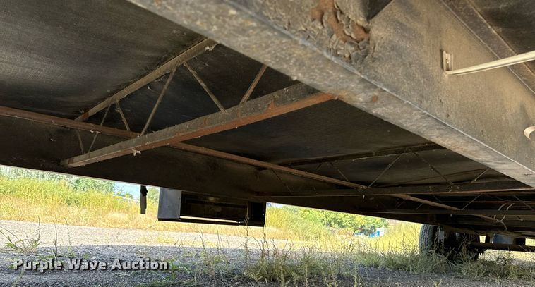 image for item DN0752 2001 Forrest River  Sandpiper 38BHDS camper