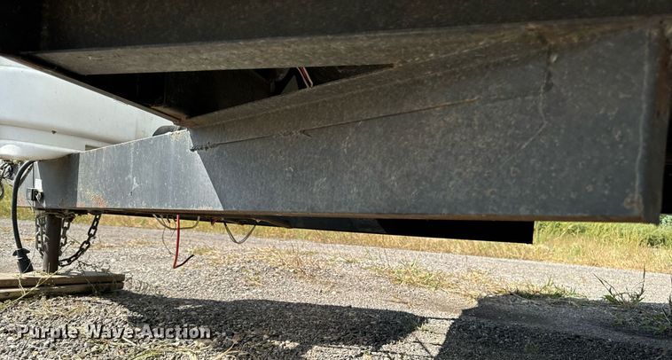 image for item DN0752 2001 Forrest River  Sandpiper 38BHDS camper