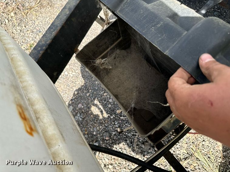 image for item DN0752 2001 Forrest River  Sandpiper 38BHDS camper